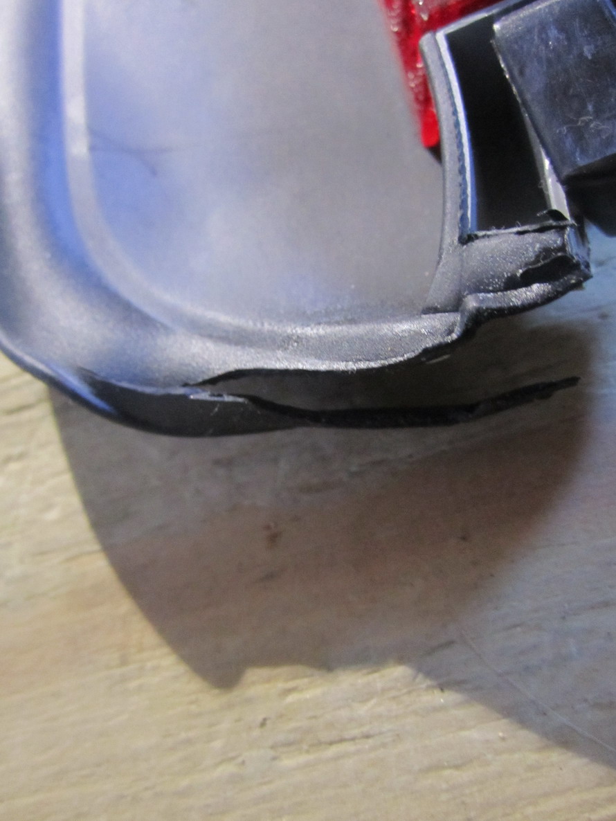 BMW 3RD Brake Light BMW E90 Used Auto Parts Mercedes Benz Used